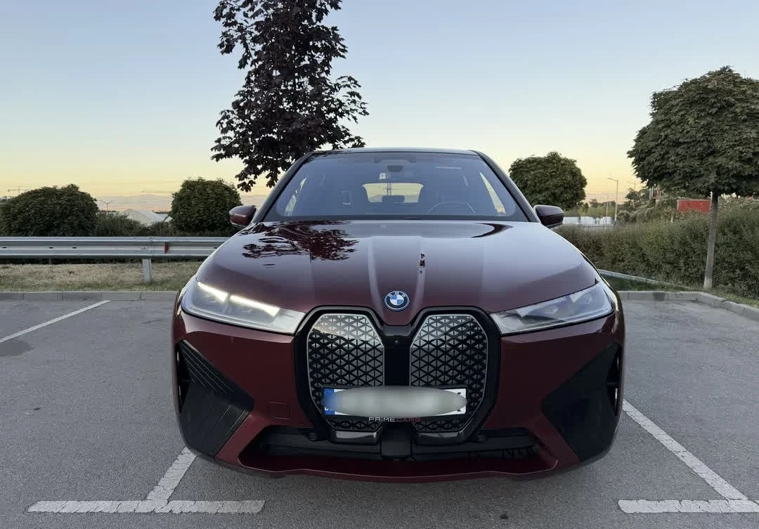BMW iX, снимка 2 - Автомобили и джипове - 56351564