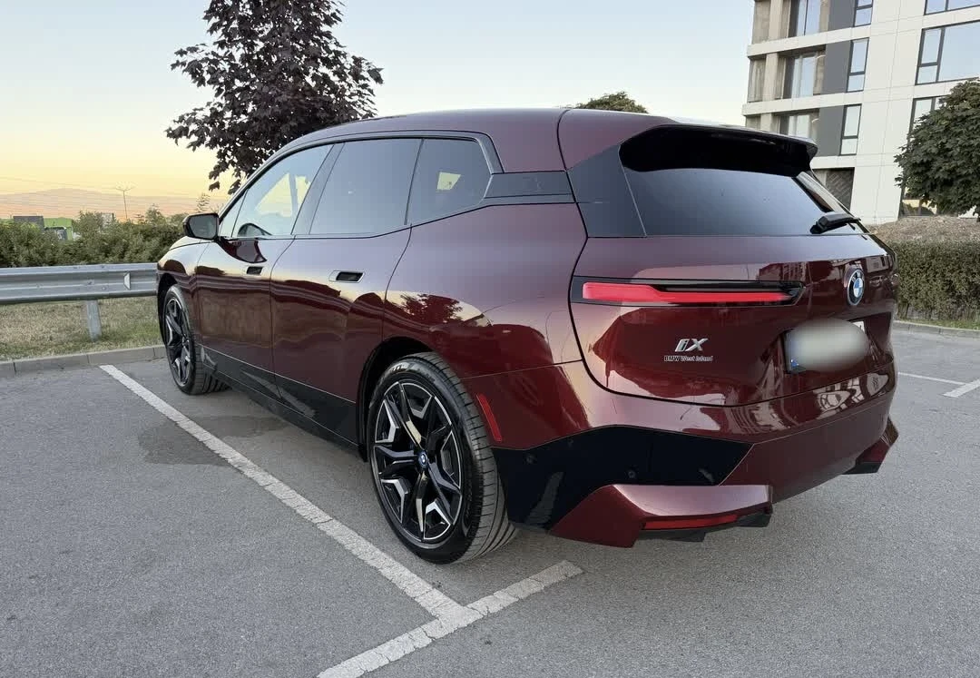 BMW iX, снимка 8 - Автомобили и джипове - 56351564