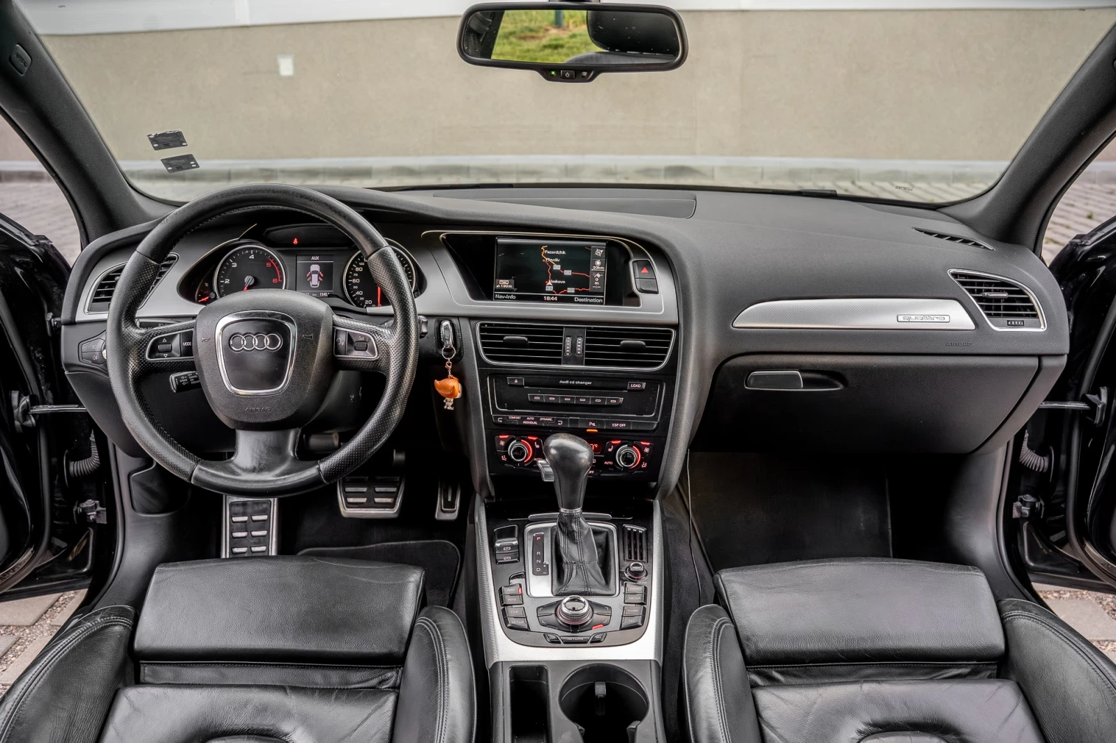 Audi A4, снимка 9 - Автомобили и джипове - 56365497