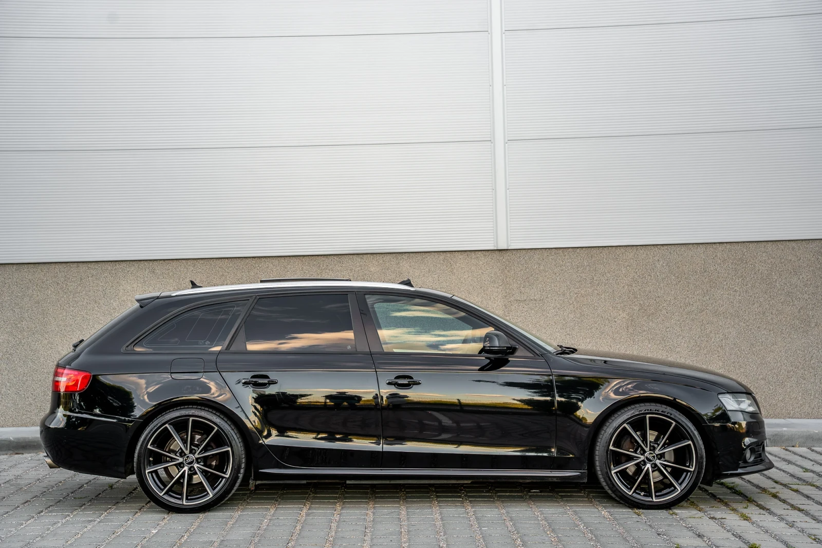Audi A4, снимка 2 - Автомобили и джипове - 56365497