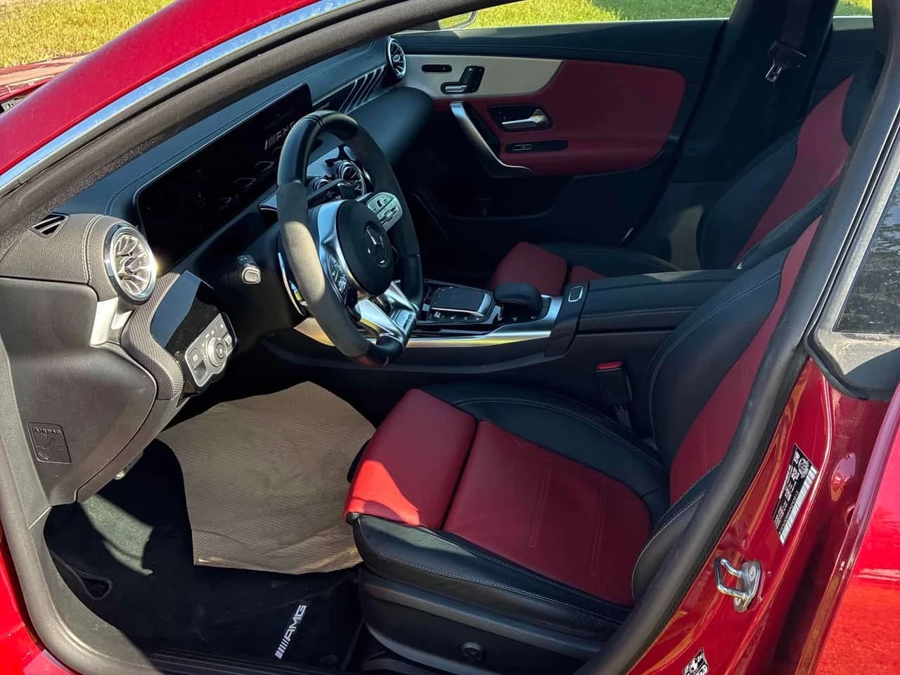 Mercedes-Benz CLA 45 AMG  CARFAX / 360 ������ / 2 ����� / ���� �� �������� | Mobile.bg � ����������� 7