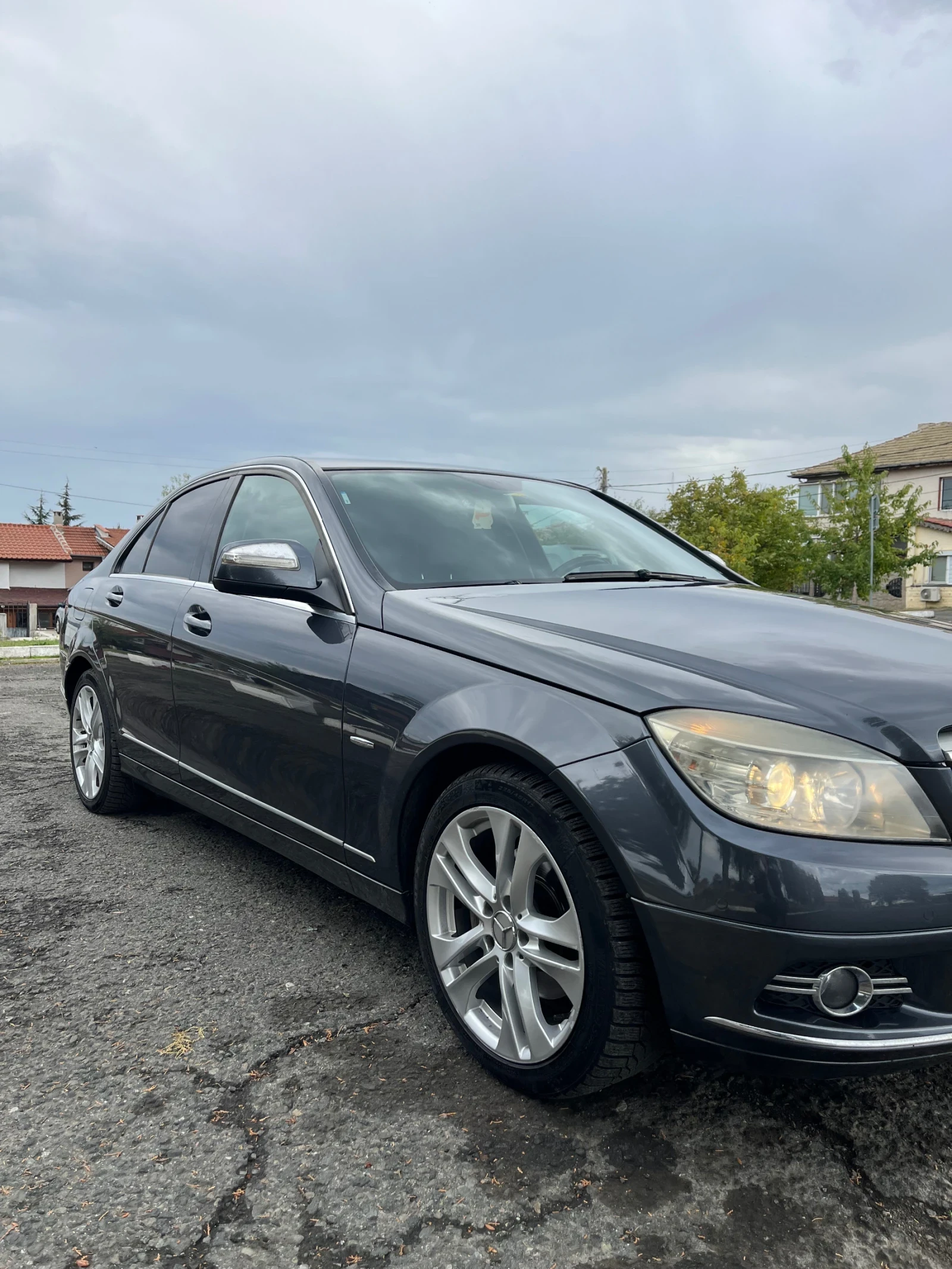 Mercedes-Benz C 220 2.2, снимка 3 - Автомобили и джипове - 56608174