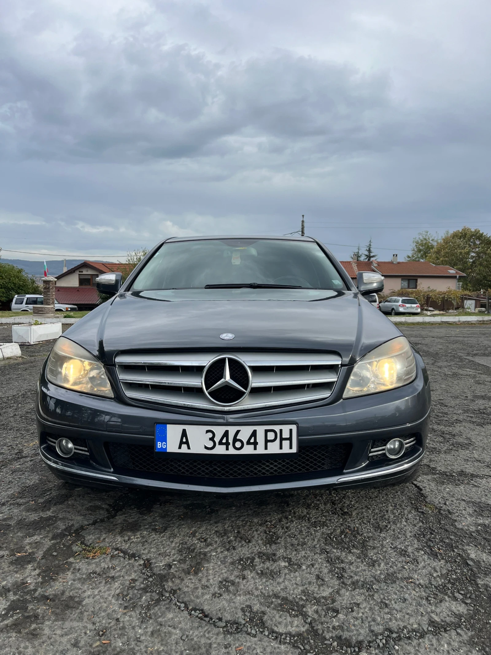 Mercedes-Benz C 220 2.2, снимка 2 - Автомобили и джипове - 56608174