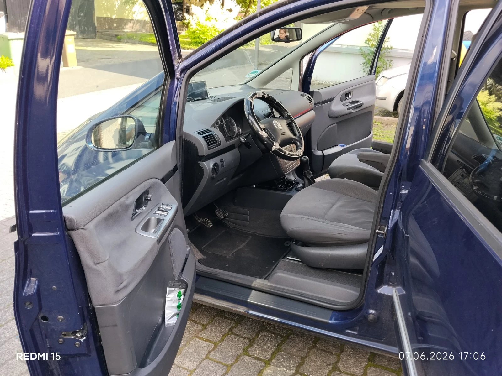 VW Sharan 2.0TDI, снимка 6 - Автомобили и джипове - 56639426
