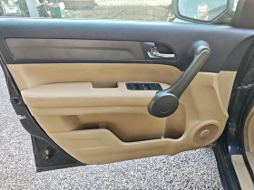 Honda Cr-v 2.2d Кожа 6 скорости ITALIA 4x4 , снимка 11 - Автомобили и джипове - 52431279