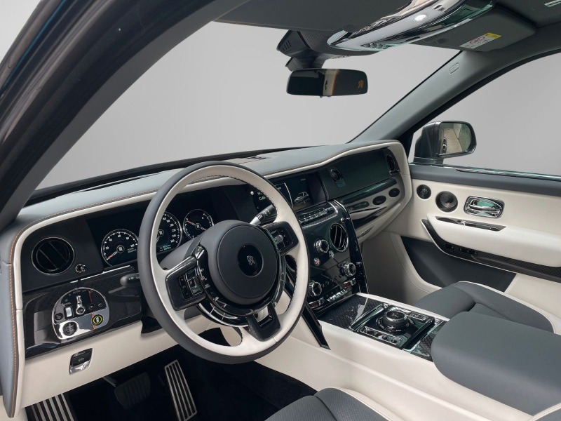 Rolls-Royce Cullinan = Black Badge= Carbon Interior Гаранция, снимка 11 - Автомобили и джипове - 46696804