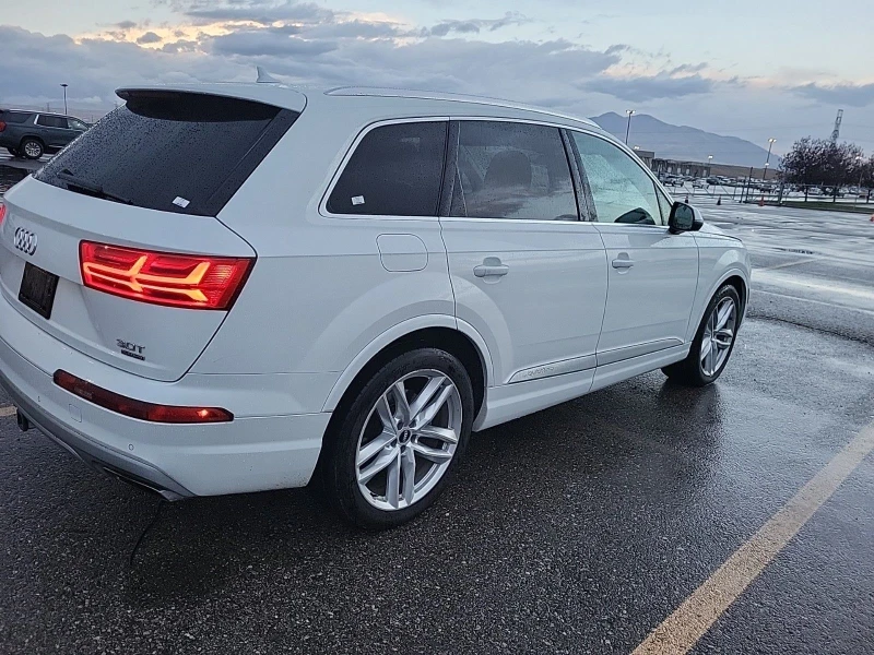 Audi Q7 Prestige* MATRIX* BOSE* ОТ 1ви собственик* дистрон, снимка 10 - Автомобили и джипове - 47313945