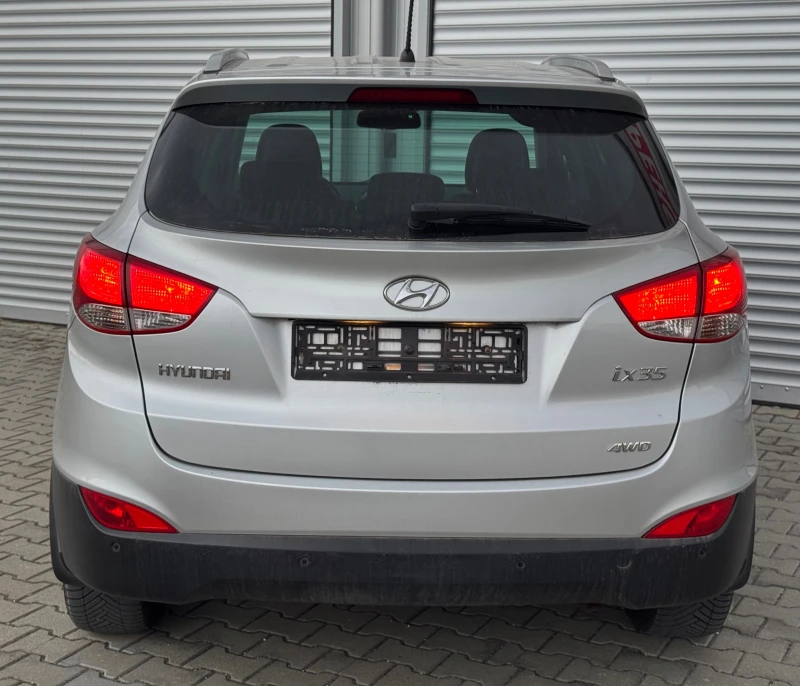 Hyundai IX35 2, 0i 4x4, 163ps, ев5, кожа, мулти, авто, климатро, снимка 7 - Автомобили и джипове - 49455901