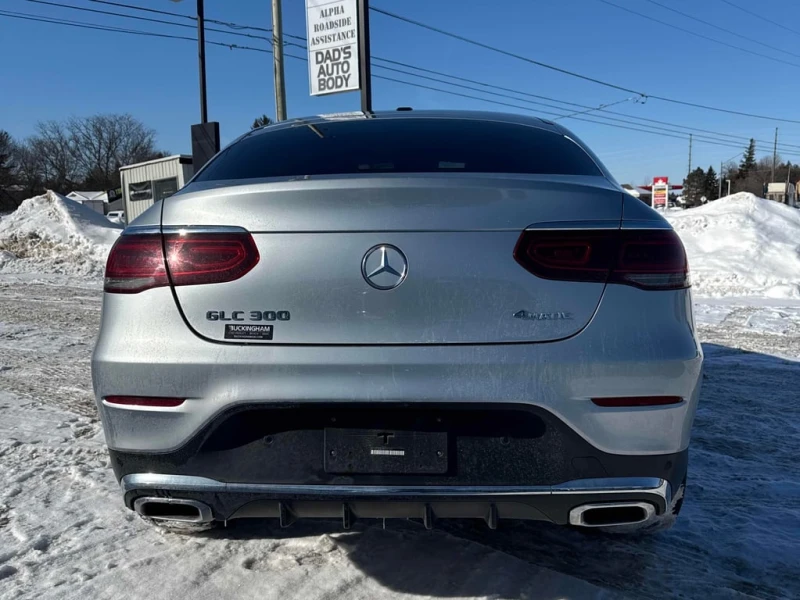Mercedes-Benz GLC 300 * 4Matic * Keyless * CARFAX * 2 Ключа * Дистроник, снимка 4 - Автомобили и джипове - 53358640