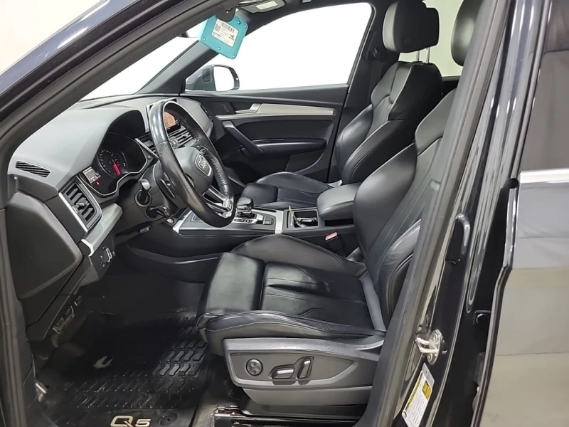 Audi Q5 * PROGRESSIV * CARFAX * БЕЗ ПЪРВОНАЧАЛНА ВНОСКА, снимка 5 - Автомобили и джипове - 53453446