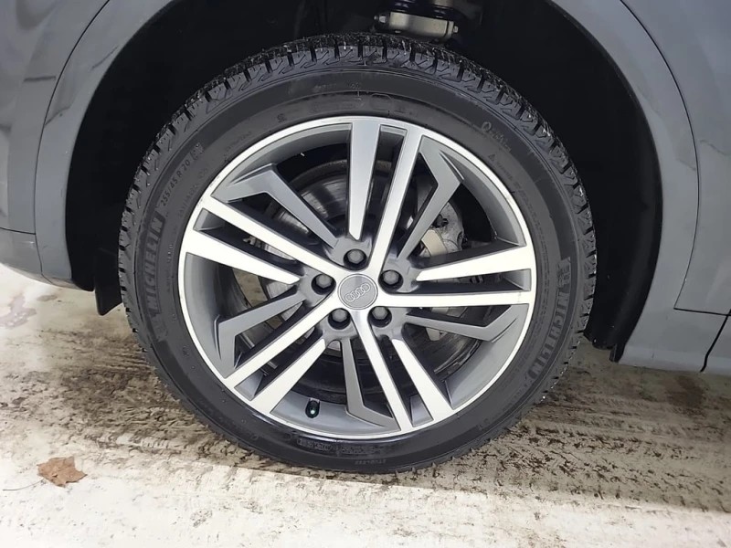 Audi Q5 * PROGRESSIV * CARFAX * БЕЗ ПЪРВОНАЧАЛНА ВНОСКА, снимка 6 - Автомобили и джипове - 53453446