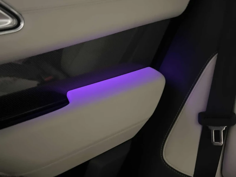 Land Rover Range Rover Velar P380 R-Dynamic HSE * CARFAX* , снимка 11 - Автомобили и джипове - 53566848