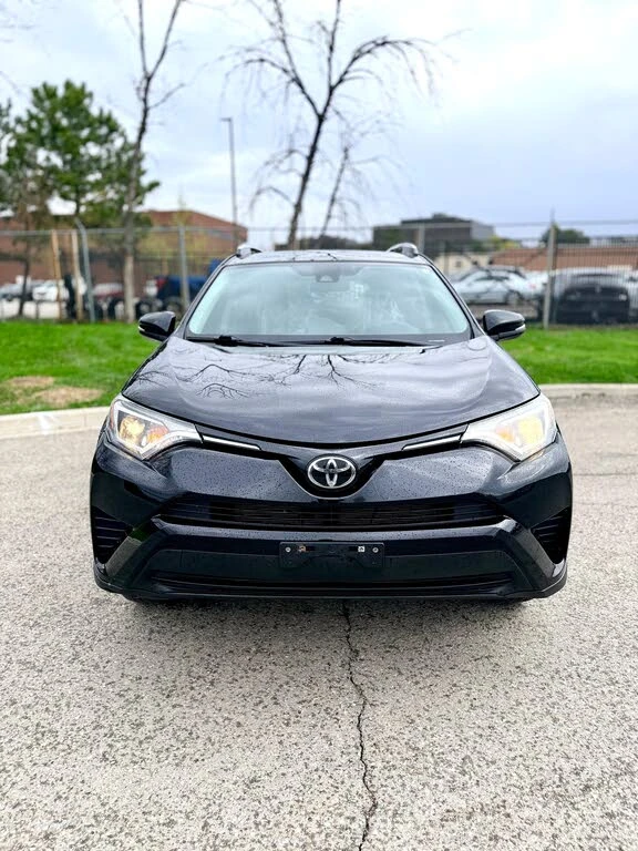 Toyota Rav4 LE, снимка 3 - Автомобили и джипове - 54711665