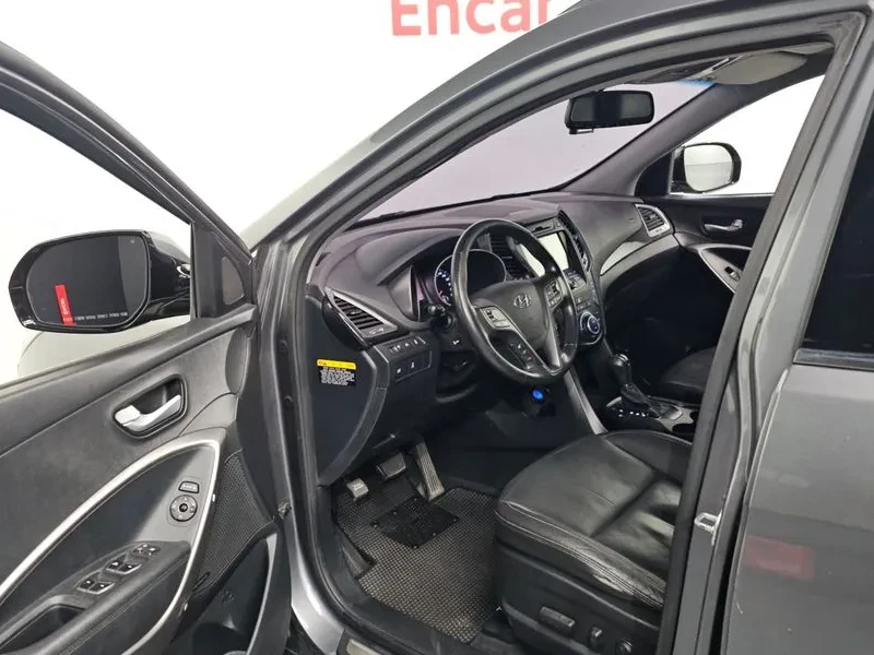 Hyundai Santa fe 2.0 CRDi 4WD - САМО 30% АВАНС, снимка 17 - Автомобили и джипове - 56159046