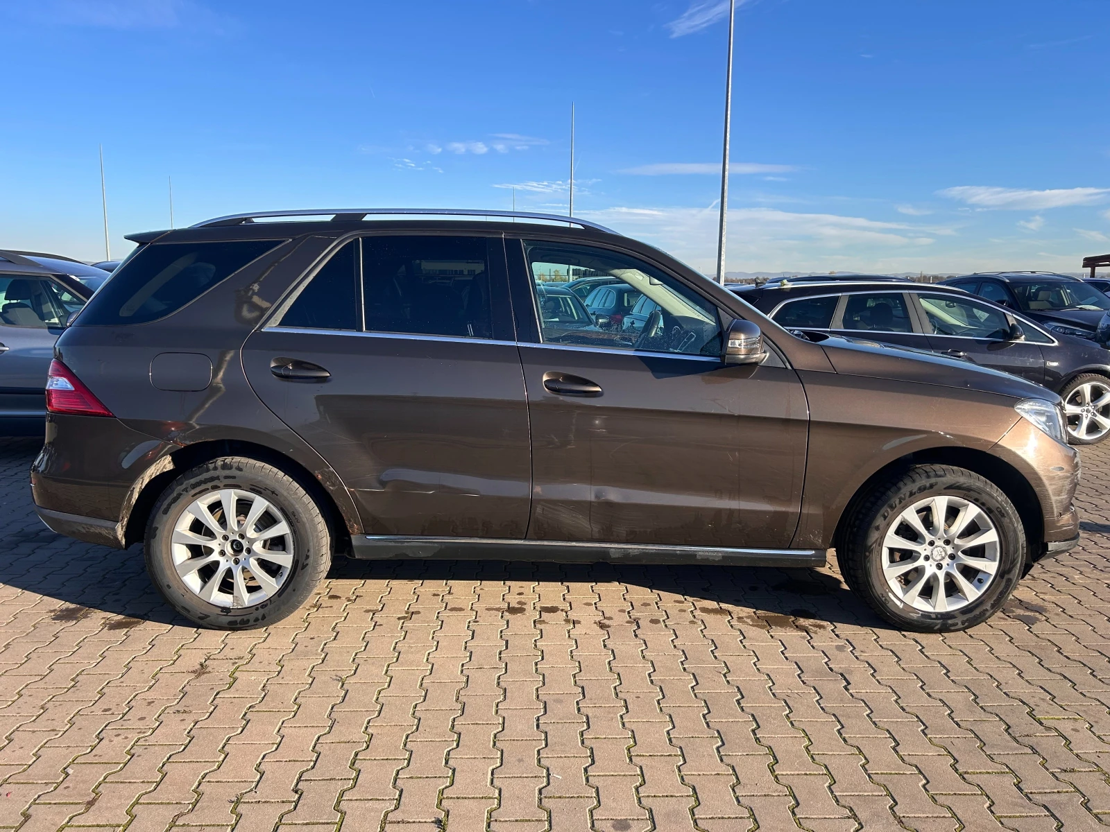 Mercedes-Benz ML 350 CDI 4MATIC/AIRMATIC/NAVI/KOJA EURO 6 - изображение 5