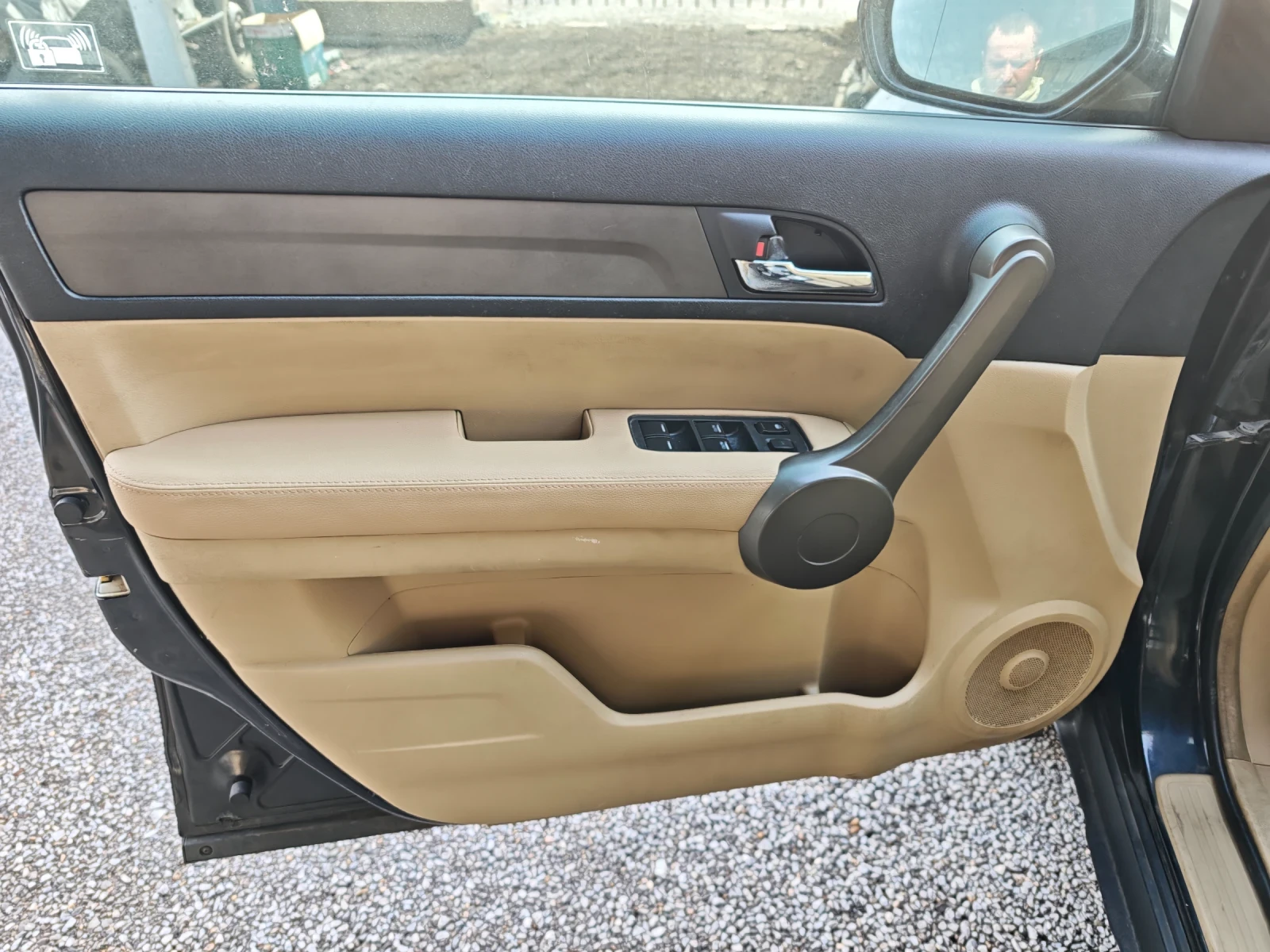 Honda Cr-v 2.2d Кожа 6 скорости ITALIA 4x4 , снимка 11 - Автомобили и джипове - 52431279