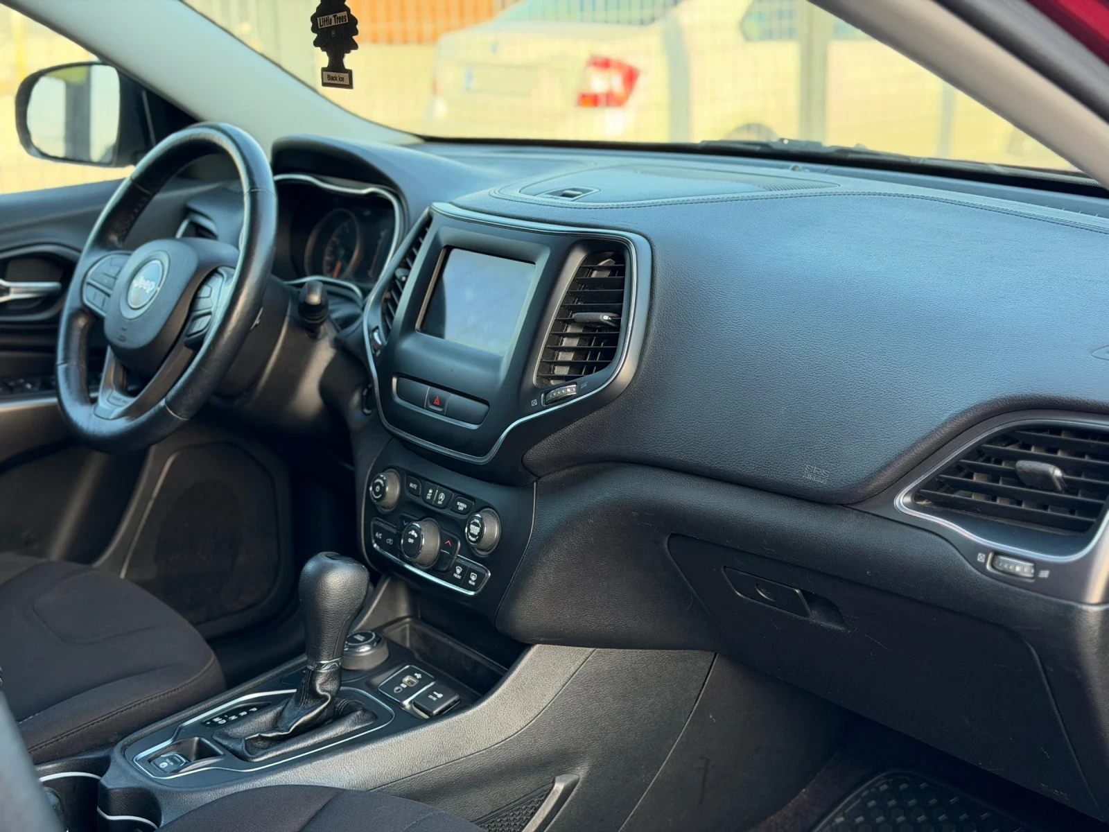 Jeep Cherokee | Mobile.bg   8