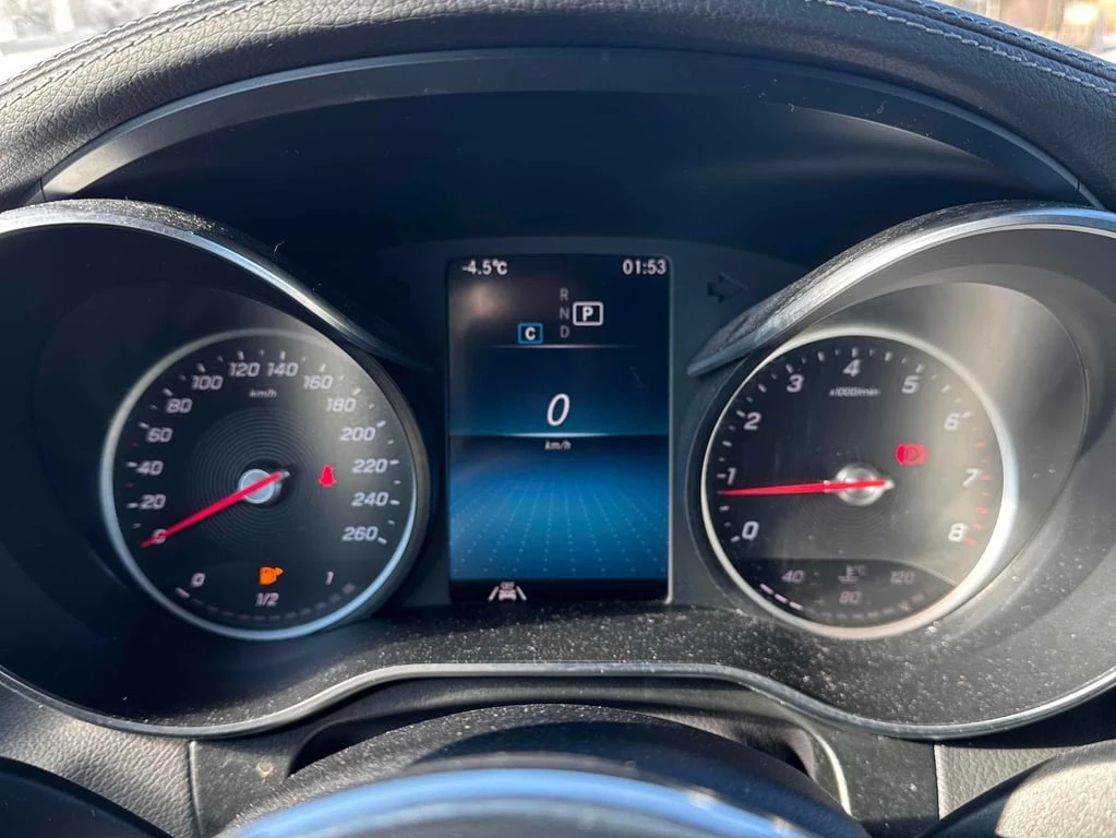 Mercedes-Benz GLC 300 * 4Matic * Keyless * CARFAX * 2 Ключа * Дистроник - изображение 8