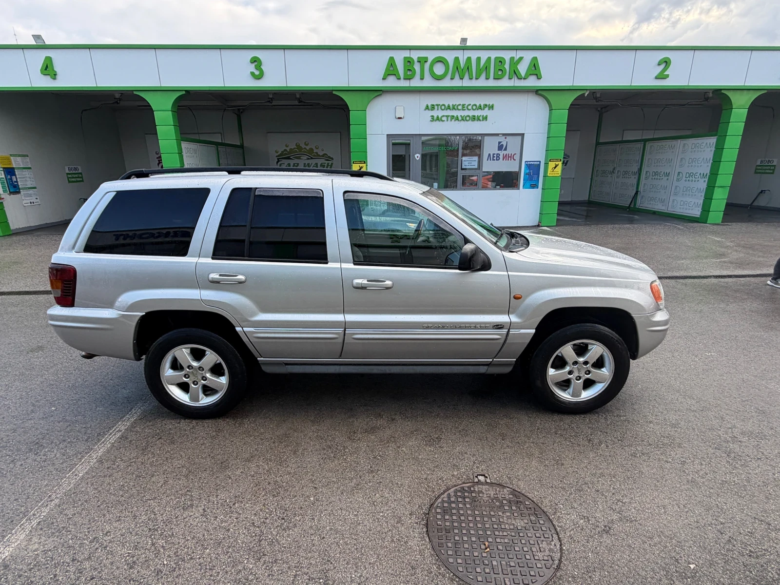 Jeep Grand cherokee 2.7 OVERLAND ТОП СЪСТОЯНИЕ !, снимка 4 - Автомобили и джипове - 53780819