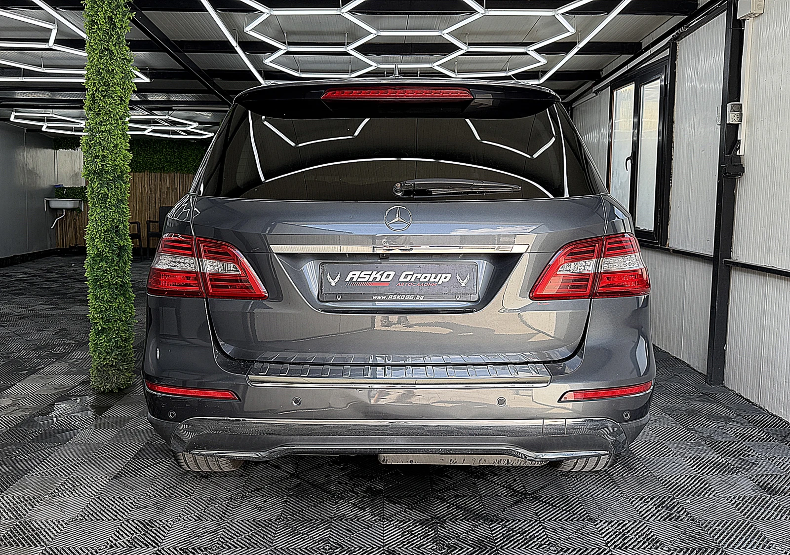 Mercedes-Benz ML 350 AMG-line/ECO START STOP/СОБСТВЕН ЛИЗИНГ, снимка 5 - Автомобили и джипове - 54836877