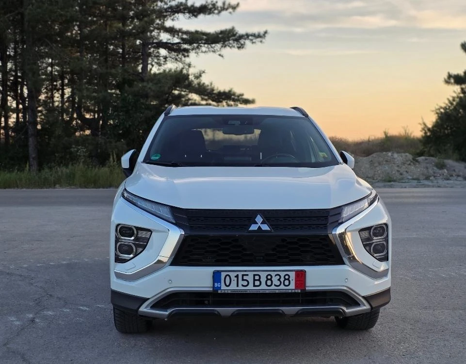 Mitsubishi Eclipse Cross PHEV Фул Екстри Като Нова, снимка 8 - Автомобили и джипове - 55074579