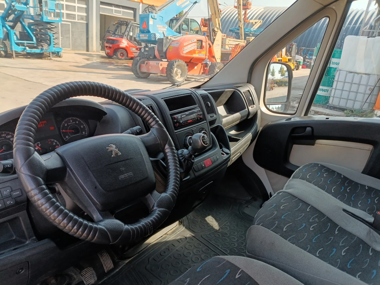 Peugeot Boxer 2.0 hdi, снимка 10 - Бусове и автобуси - 55800499