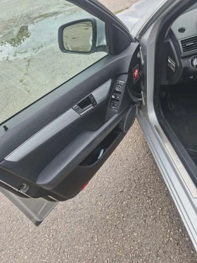Mercedes-Benz C 220 2.2cdi, снимка 12