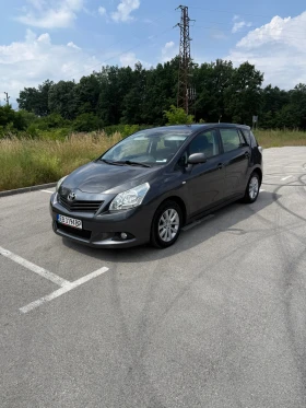 Toyota Verso 2.0 D4D, снимка 1