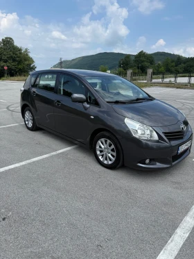 Toyota Verso 2.0 D4D, снимка 3