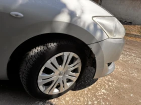 Toyota Auris 1.6 Velvematic, снимка 16