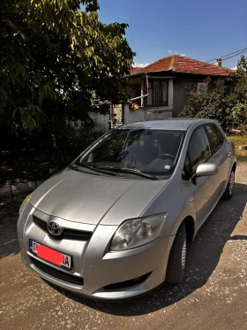 Toyota Auris 1.6 Velvematic, снимка 1