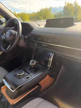 Mazda MX-30 E - Sky active, снимка 9
