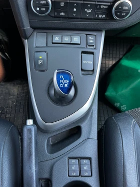 Toyota Auris 1.8 Hybrid | Mobile.bg    13