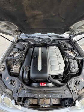 Mercedes-Benz E 320 3.2, снимка 8