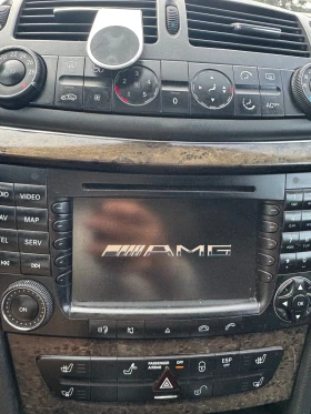 Mercedes-Benz E 320 3.2, снимка 16