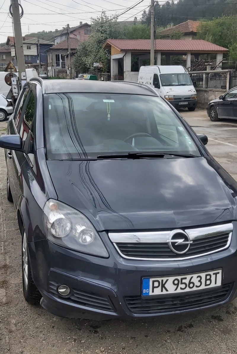 Opel Zafira Метан, снимка 1 - Автомобили и джипове - 47890622