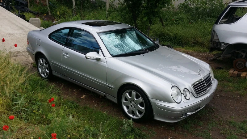 Mercedes-Benz CLK 4,3 V8, снимка 16 - Автомобили и джипове - 47050586