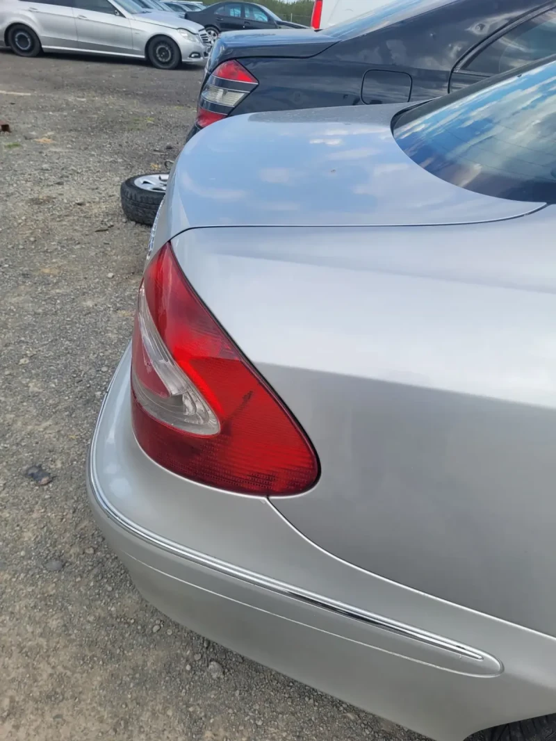 Mercedes-Benz CLK 1.8 бензин, снимка 8 - Автомобили и джипове - 47917405