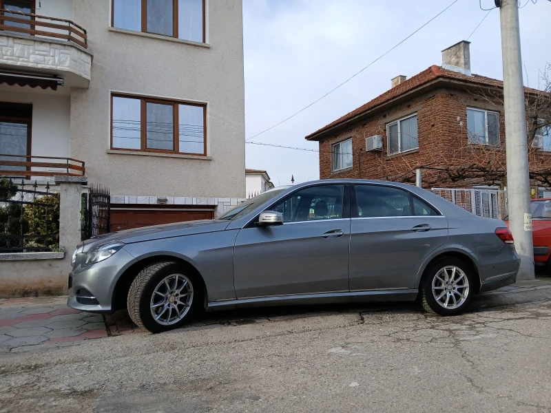 Mercedes-Benz E 200, снимка 6 - Автомобили и джипове - 48449635