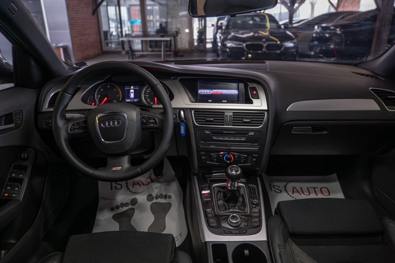 Audi A4 2.0TDI/Led/Navi/Xenon, снимка 9 - Автомобили и джипове - 48729988