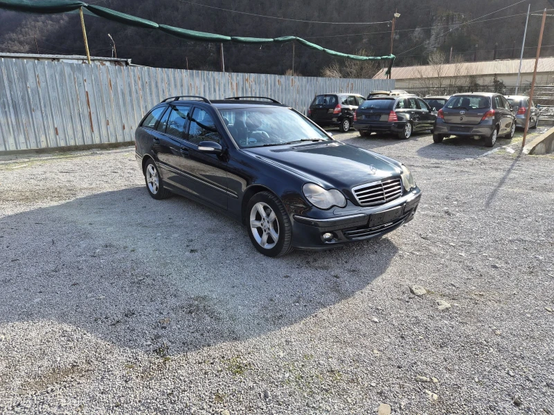 Mercedes-Benz C 240  ТОП 4 MATIK  4* 4 Avantgarde, снимка 2 - Автомобили и джипове - 48840779