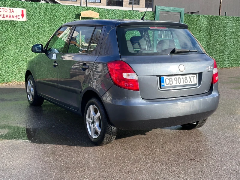 Skoda Fabia, снимка 5 - Автомобили и джипове - 49119312