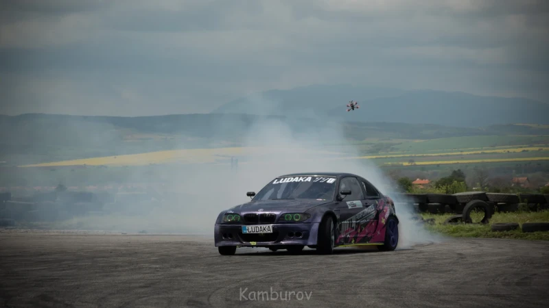 BMW 320 E46 turbo  /pro drift car/, снимка 4 - Автомобили и джипове - 52880255