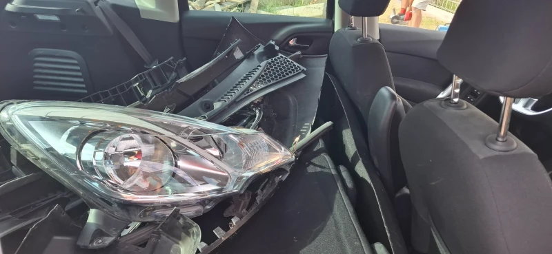 Citroen C3, снимка 13 - Автомобили и джипове - 52568922