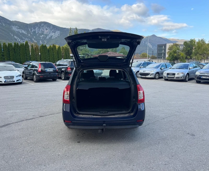 Dacia Logan 1.2 75 кс, снимка 13 - Автомобили и джипове - 52426694