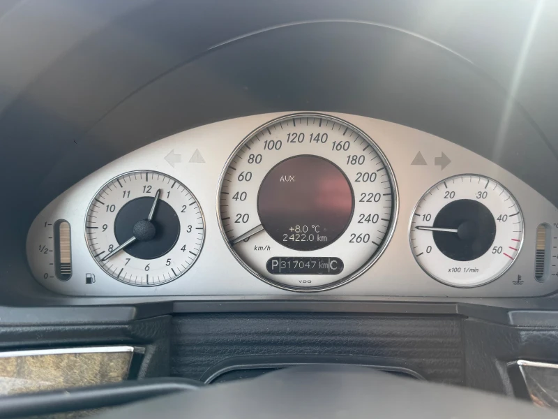 Mercedes-Benz E 320 3.2, снимка 15 - Автомобили и джипове - 52731552