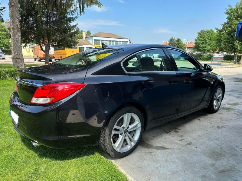 Opel Insignia, снимка 3 - Автомобили и джипове - 52974767
