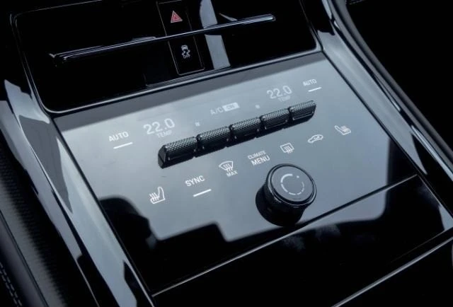 Porsche Panamera GTS/FACELIFT/SPORT DESIGN/BOSE/CARBON/PANO/360/, снимка 14 - Автомобили и джипове - 53118910