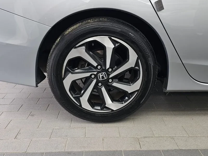 Honda Accord 2.4 9Th Gen , снимка 5 - Автомобили и джипове - 55796186