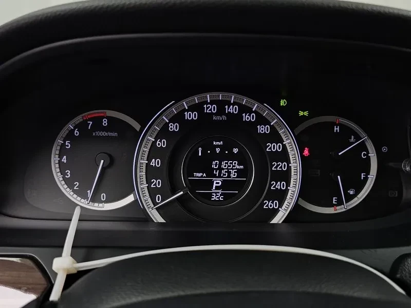 Honda Accord 2.4 9Th Gen , снимка 8 - Автомобили и джипове - 55796186